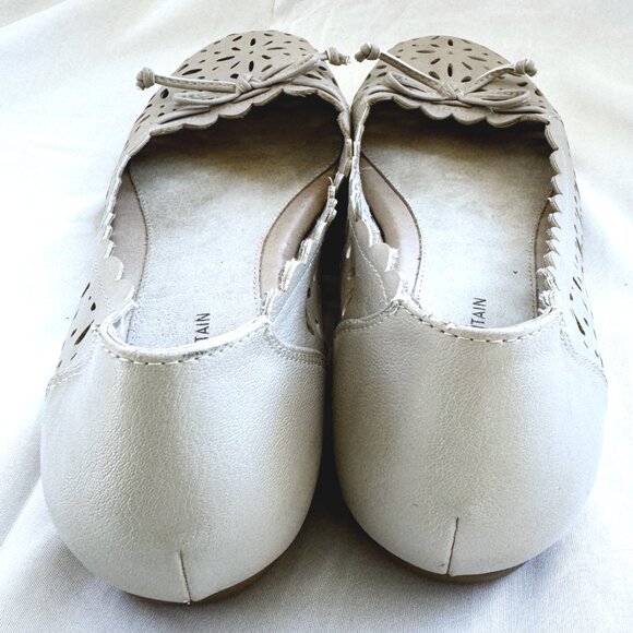 White Mountain | Perforated Flats | Off White | Size 9 - Picture 7 of 7